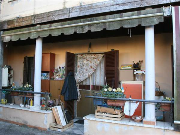 Appartamento con cortile 