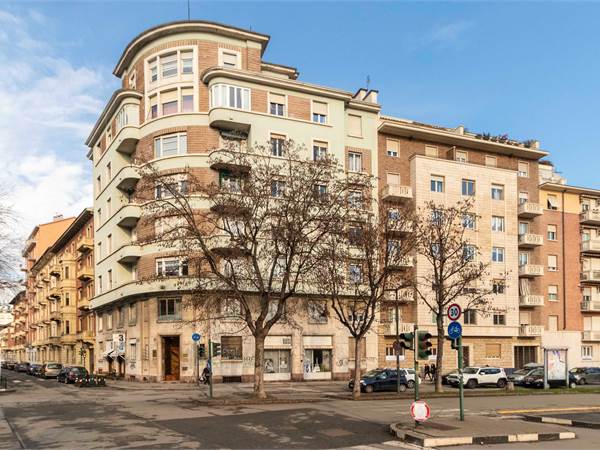 Appartamento panoramico zona Cit Turin