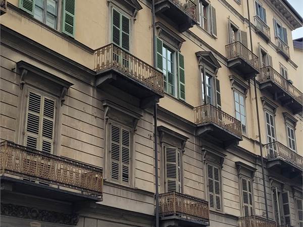 Appartamento pressi piazza Vittorio