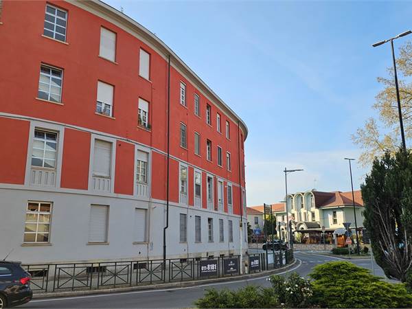 Appartamento centralissimo 2 vani termo autonomo