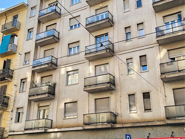 Appartamento bilocale arredato piano alto