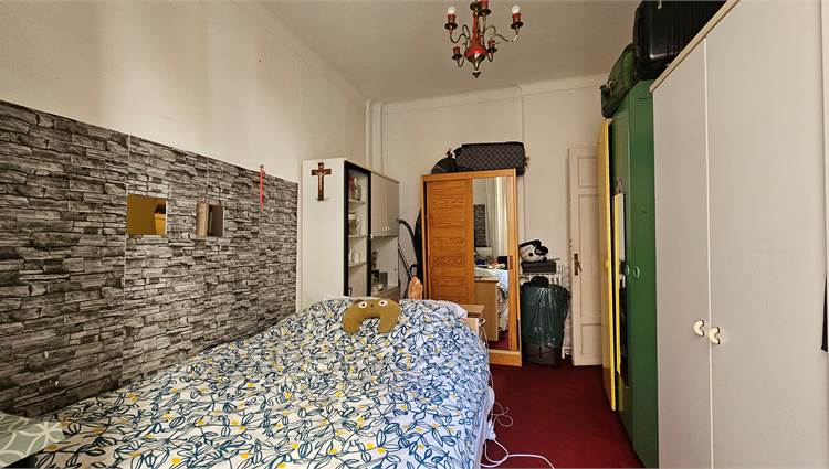 camera bedroom