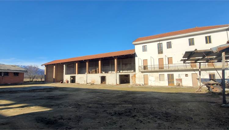 esterno