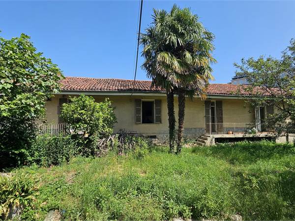 casa volendo bifamiliare con 1600 mq di terreno