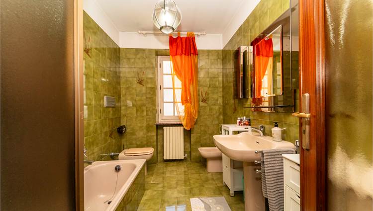 Villa 2 bagno piano terreno