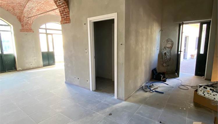 interno locale 