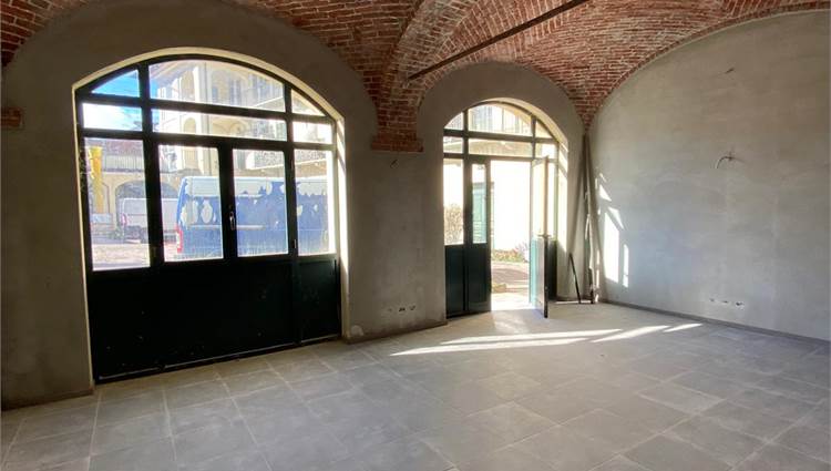 interno locale 