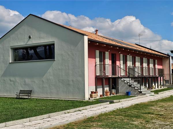 Cumiana – Villa in bioedilizia con 5.000 mq di terreno e vista panoramica
