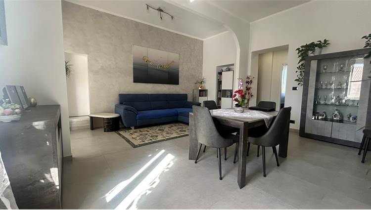 Salone