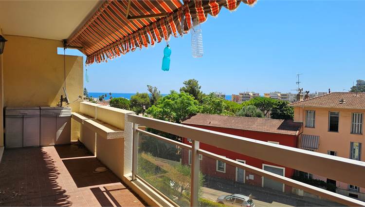 una scappata di vista mare