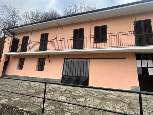 INDIPENDENTE E RISTRUTTURATA