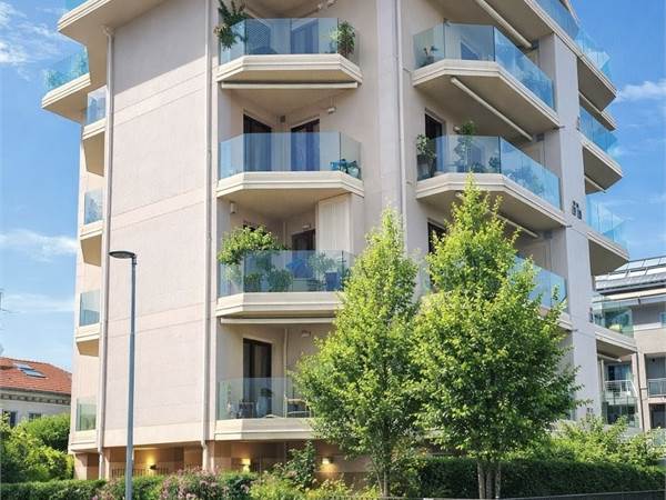 Appartamento nuovo signorile. Con box doppio