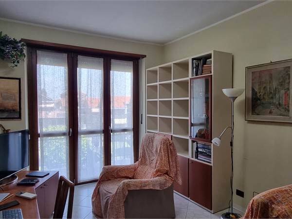 PIOSSASCO – Valido bilocale con vista aperta