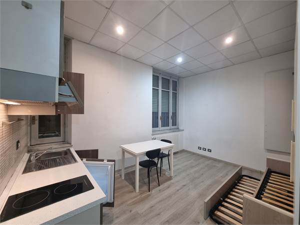 appartamento monolocale arredato