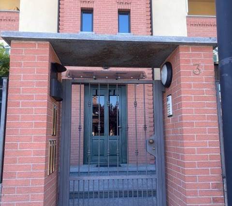 portone d'ingresso