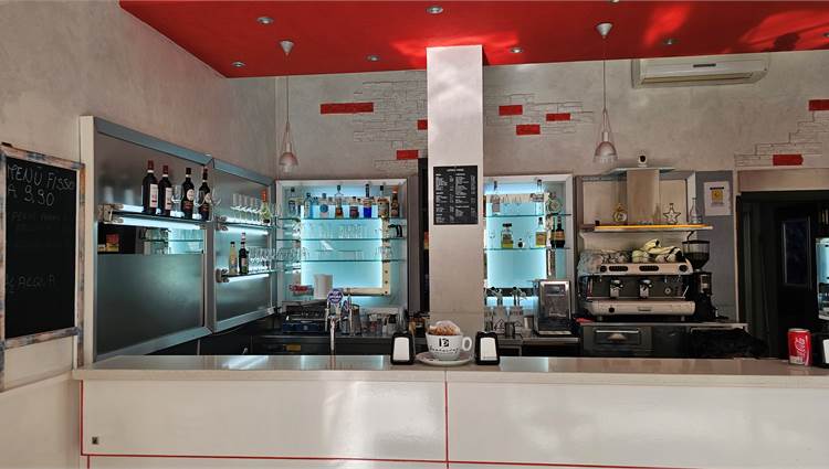 bar