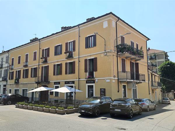 Appartamento 4 vani in Pinerolo centro con termo autonomo. 