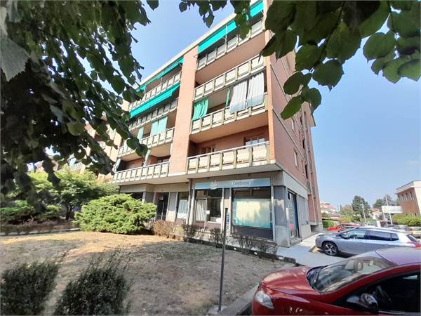 APPARTAMENTO DI 90 MQ. CON CANTINA E BOX AUTO