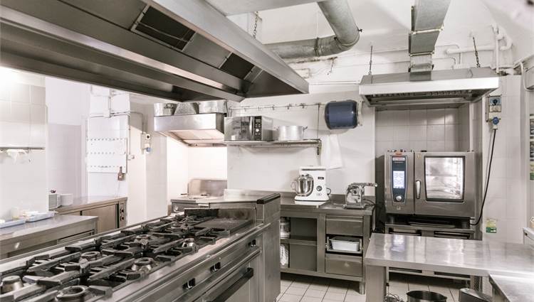 Cucina da altra prospettiva