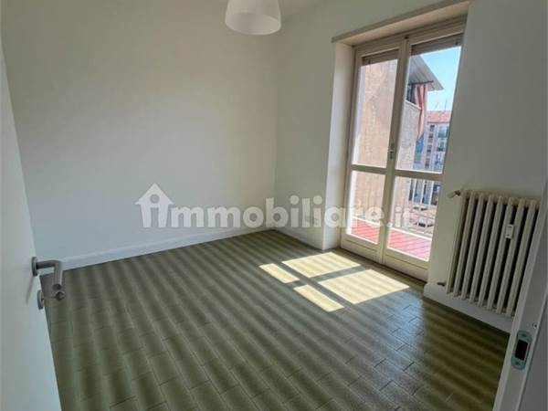 BILOCALE - CORSO VERCELLI 138 - TORINO