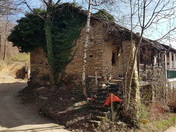Rustico/Casale in vendita a Cumiana